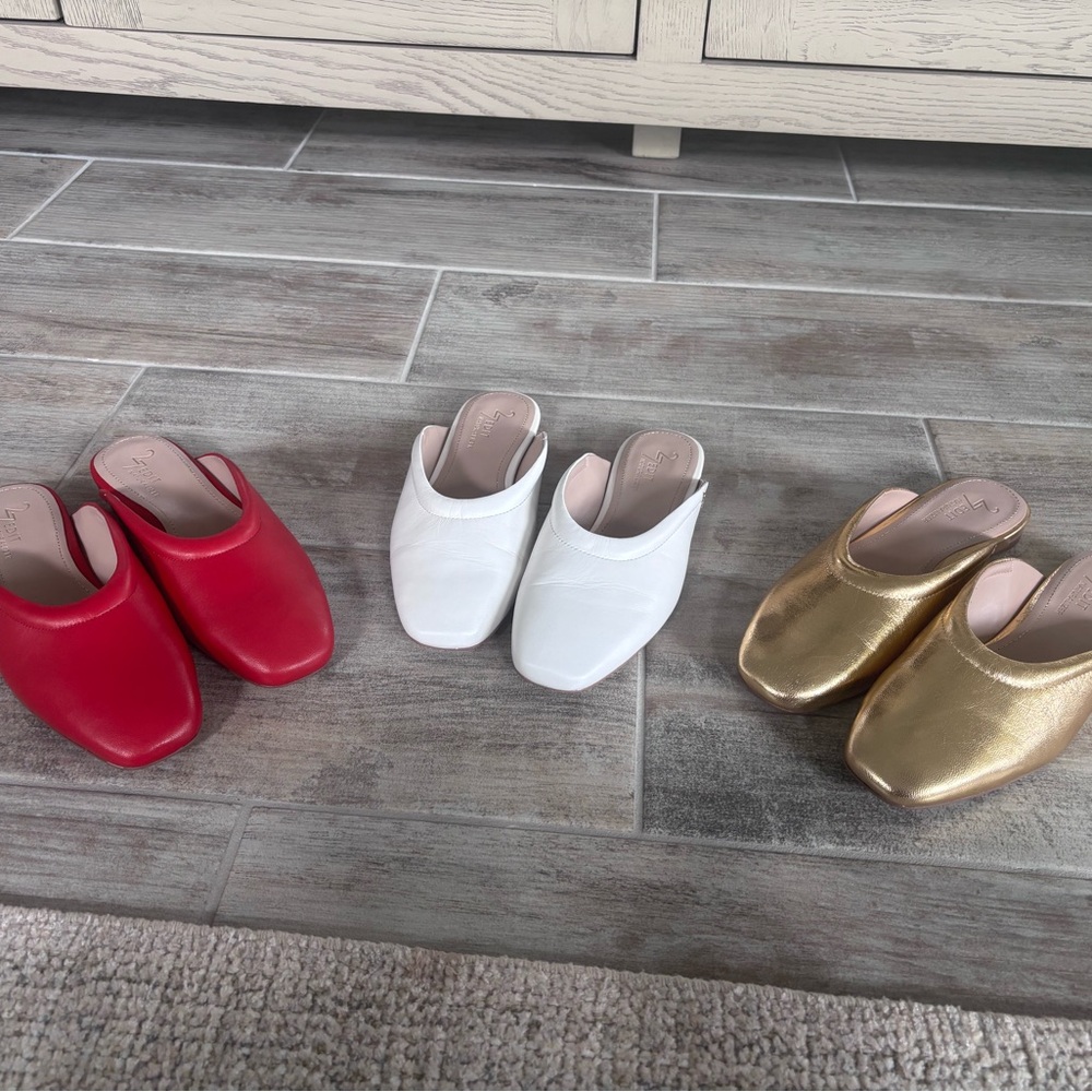 Naturalizer Slip-On Mules in White, Red & Gold